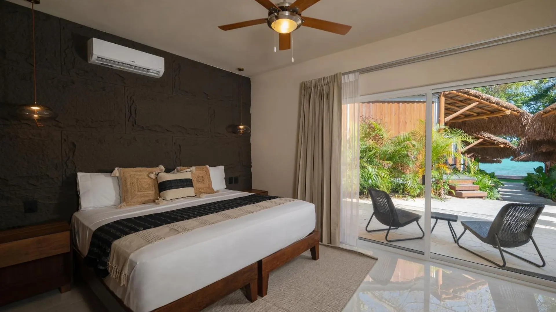 Casa Aakal Lagoon Front Bacalar 4*,