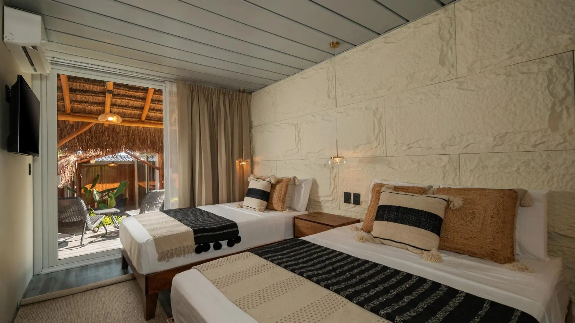 Hotel Casa Aakal Lagoon Front Bacalar